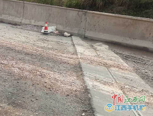 Jiangxi cost tens of millions of roads are seriously damaged in the month