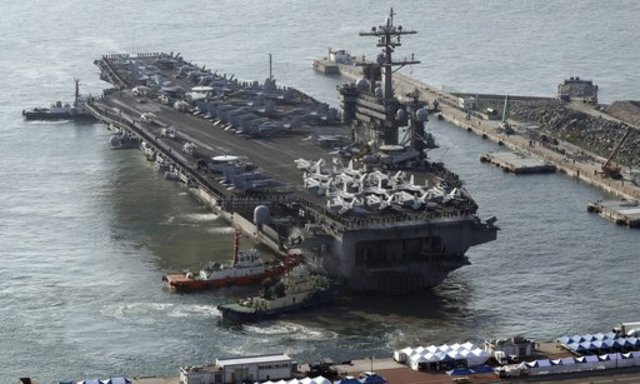 4月9日，美国海军卡尔·文森号航母战斗群部署到朝鲜半岛，以威慑朝鲜