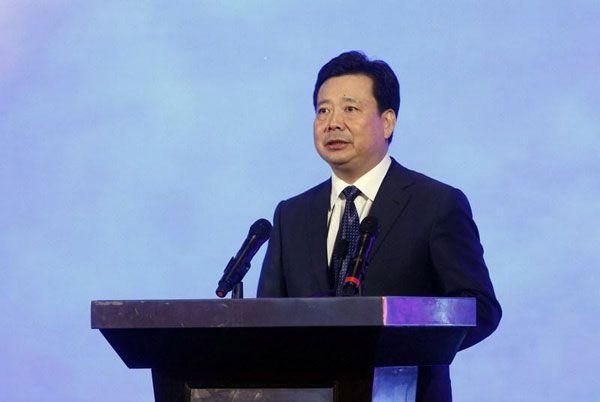 Li Qun, member of the Standing Committee of Shandong Provincial Party Committee, served as the executive vice governor of the provincial government.